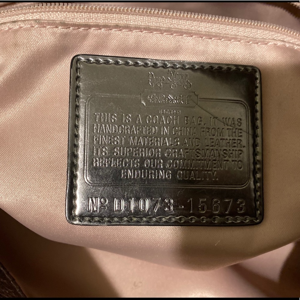 Coach medium sized silver-tone purse - Picture 5 of 8